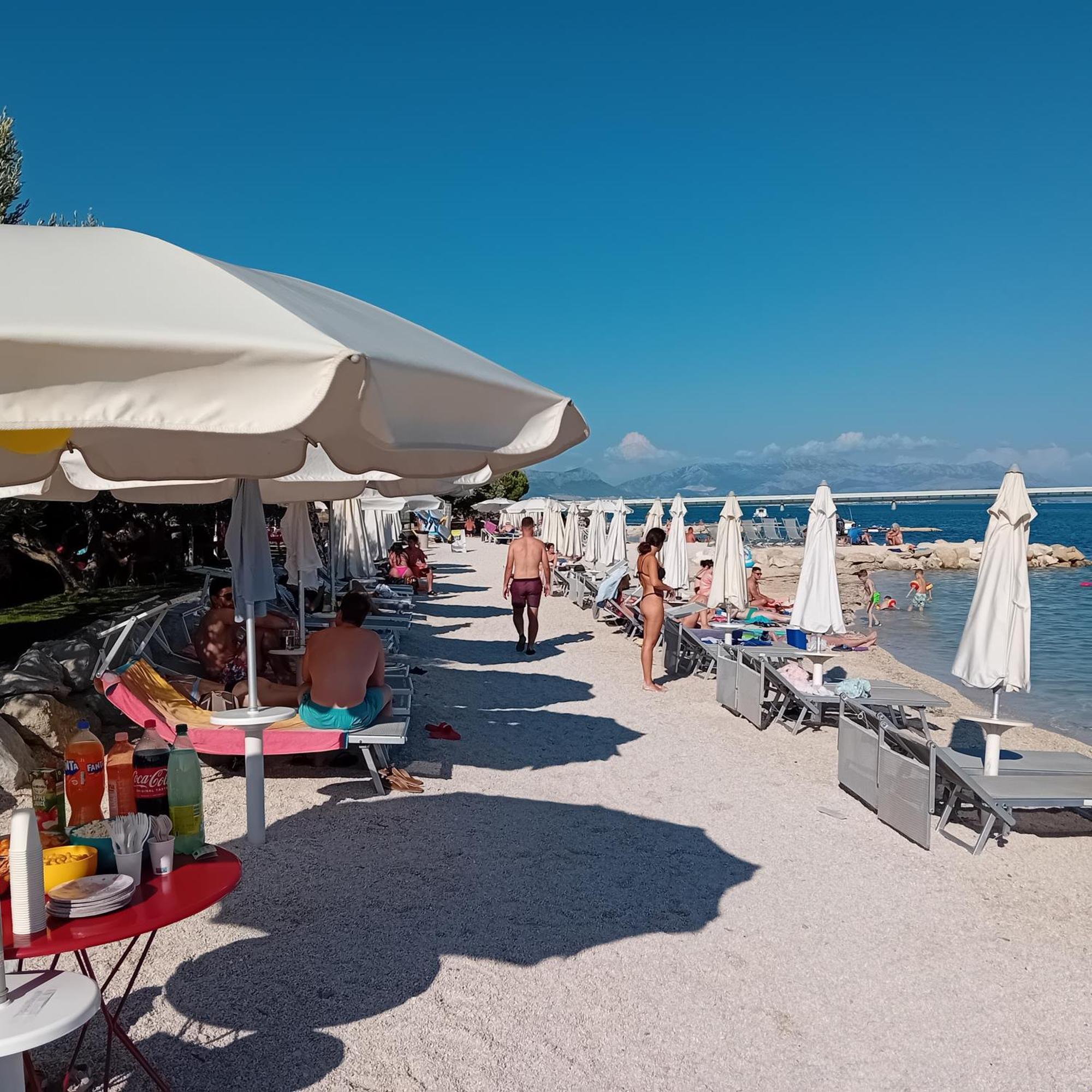 Apartman Buble Trogir Bagian luar foto